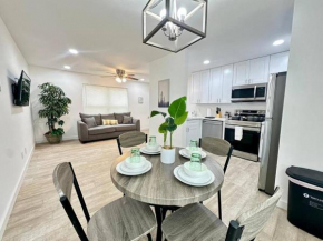 1BR and 1BA Modern Apartment in Montrose in Houston's Prime Location